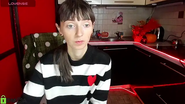 TayanaJons online show from 18, 11, 2025