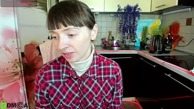 TayanaJons online show from 2, 3, 2026