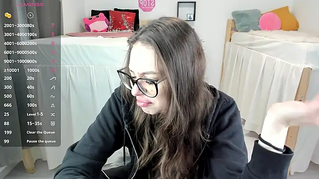 18perfecttits online show from 11, 12, 2024