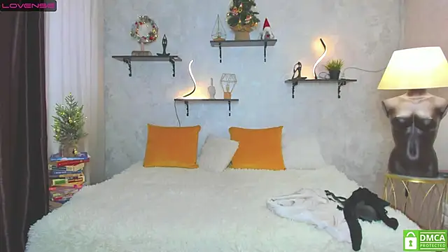 Snapshot of StripBianka chatting on 24, 12, 2024 StripBianka online show from 24, 12, 2024