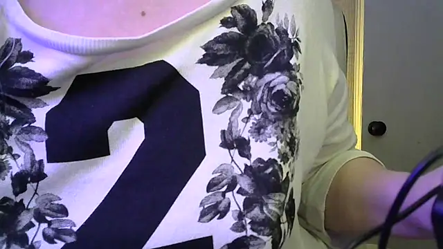 JLA kiss online show from 5, 4, 2026