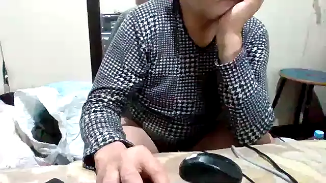 Snapshot of asira39 chatting on 12, 11, 2025 asira39 online show from 12, 11, 2025