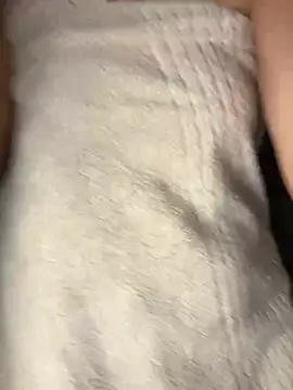 Snapshot of crystal_bunny7 chatting on 28, 12, 2024 crystal bunny7 online show from 28, 12, 2024