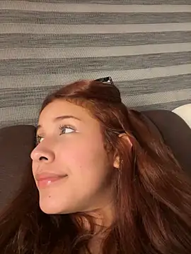 Snapshot of crystal_bunny7 chatting on 22, 2, 2025 crystal bunny7 online show from 22, 2, 2025