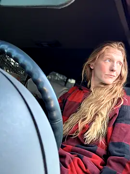 GoldenFlameGoddess online show from 30, 9, 2025