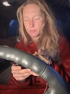 GoldenFlameGoddess online show from 17, 1, 2026