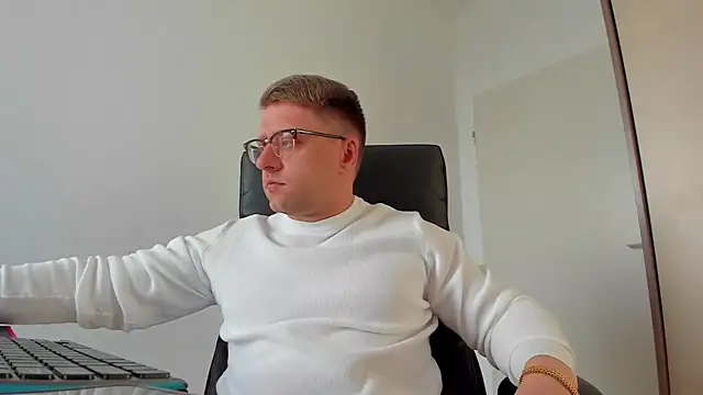 Findom guy online show from 16, 3, 2025
