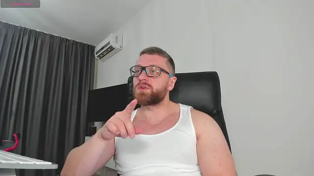 Snapshot of Findom_guy chatting on 19, 1, 2026 Findom guy online show from 19, 1, 2026