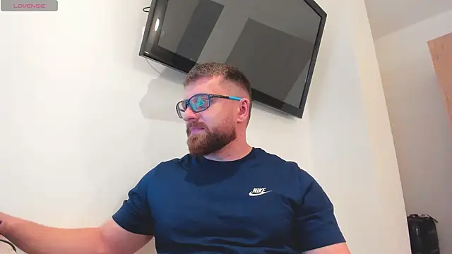 Snapshot of Findom_guy chatting on 20, 2, 2026 Findom guy online show from 20, 2, 2026