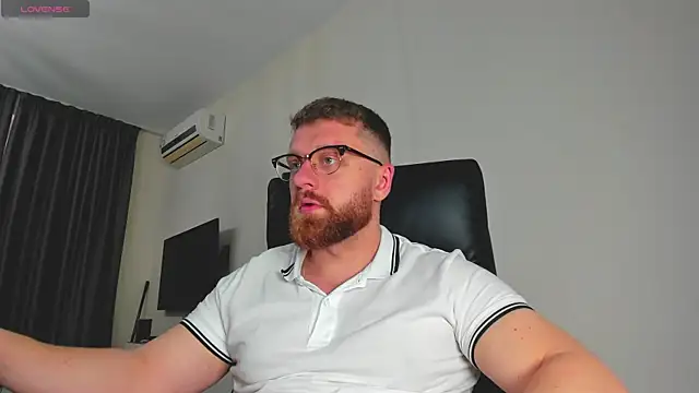 Snapshot of Findom_guy chatting on 18, 3, 2026 Findom guy online show from 18, 3, 2026