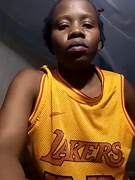 Queentesi online show from 3, 2, 2025