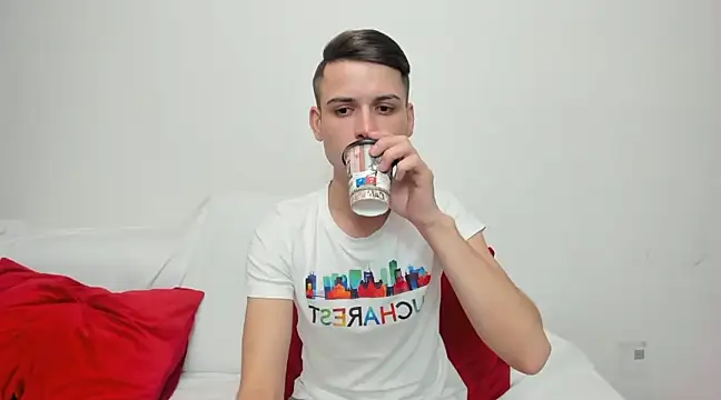 Snapshot of andboyfor6 chatting on 11, 12, 2024 andboyfor6 online show from 11, 12, 2024