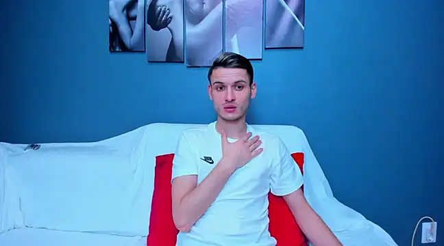 Snapshot of andboyfor6 chatting on 6, 2, 2025 andboyfor6 online show from 6, 2, 2025