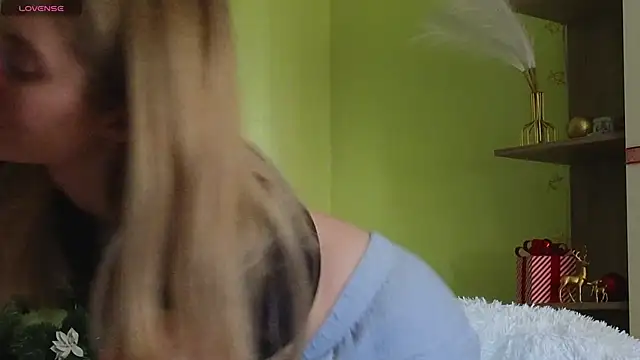 Snapshot of Ivy_Ice11 chatting on 4, 1, 2025 Ivy Ice11 online show from 4, 1, 2025