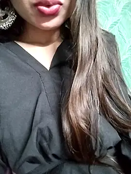 Snapshot of Noor_Darliing chatting on 10, 3, 2025 Noor Darliing online show from 10, 3, 2025