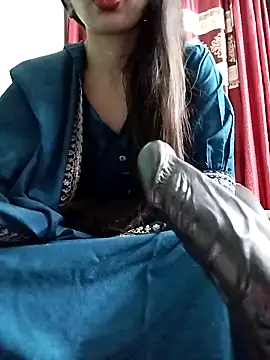 Snapshot of Noor_Darliing chatting on 13, 11, 2025 Noor Darliing online show from 13, 11, 2025