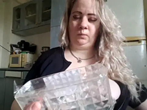 Snapshot of D_Marinna chatting on 28, 1, 2025 D Marinna online show from 28, 1, 2025