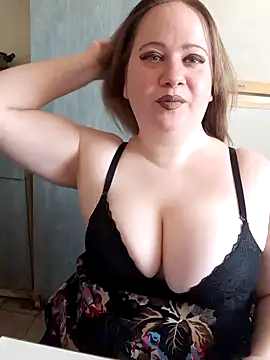 Snapshot of D_Marinna chatting on 4, 3, 2025 D Marinna online show from 4, 3, 2025