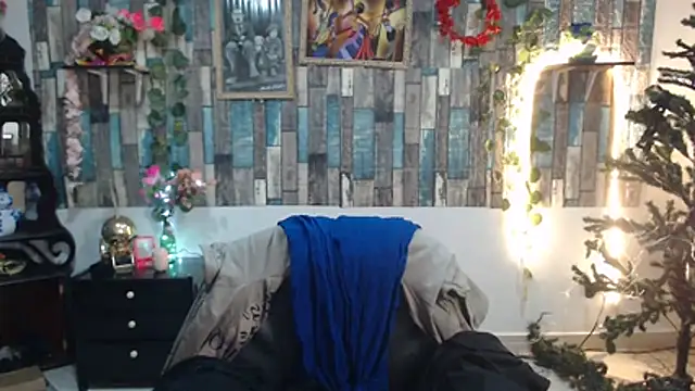 KarimaSarabe online show from 1, 12, 2025