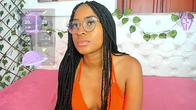 Snapshot of Andrea_Williams24 chatting on 11, 10, 2025 Andrea Williams24 online show from 11, 10, 2025