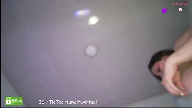 TuWaifuVirtual1 online show from 8, 4, 2026