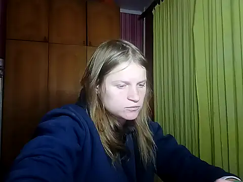 Kathlyn  Heath online show from 17, 2, 2025