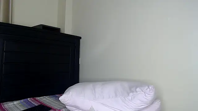 NIKKIE LOVE online show from 16, 4, 2026