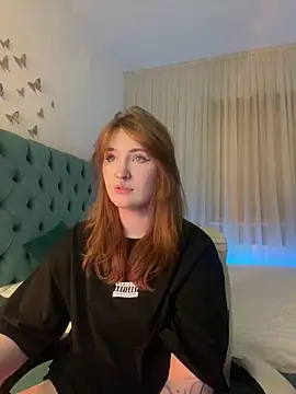 Snapshot of _Chlo__e chatting on 10, 2, 2025 Chlo e online show from 10, 2, 2025