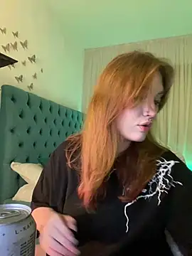 Snapshot of _Chlo__e chatting on 19, 2, 2025 Chlo e online show from 19, 2, 2025