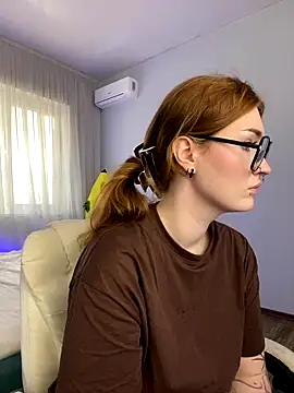 Snapshot of _Chlo__e chatting on 3, 10, 2025 Chlo e online show from 3, 10, 2025