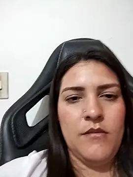 Mia Hampton online show from 31, 10, 2025