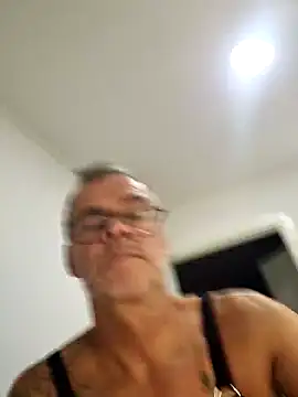 DarrenSullivanSlut online show from 3, 2, 2025