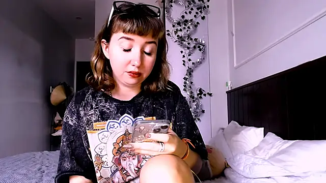 Snapshot of Cosmo_Riri chatting on 10, 1, 2025 Cosmo Riri online show from 10, 1, 2025