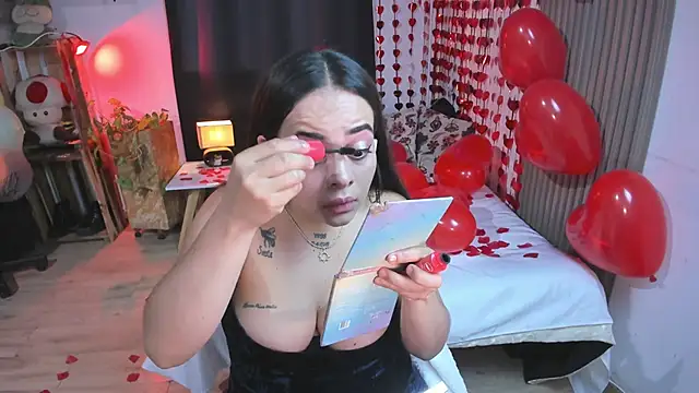 Cuttiealice online show from 14, 2, 2025