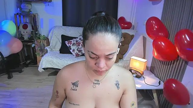 Cuttiealice online show from 16, 2, 2025