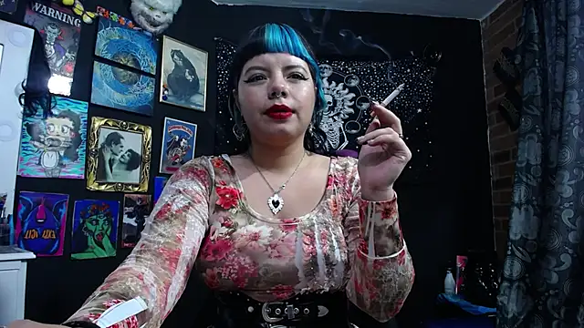 Yourmadame P online show from 12, 2, 2025