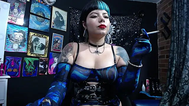 Yourmadame P online show from 3, 3, 2025