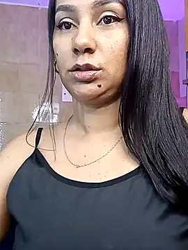 Leticia goddes online show from 12, 3, 2025