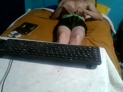 Snapshot of malekon76 chatting on 1, 12, 2025 malekon76 online show from 1, 12, 2025