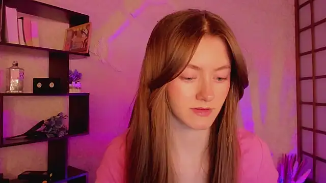 Snapshot of KateCuddle chatting on 31, 1, 2025 KateCuddle online show from 31, 1, 2025