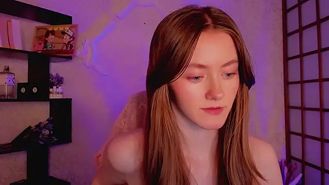 Snapshot of KateCuddle chatting on 4, 2, 2025 KateCuddle online show from 4, 2, 2025