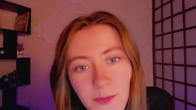Snapshot of KateCuddle chatting on 27, 2, 2025 KateCuddle online show from 27, 2, 2025