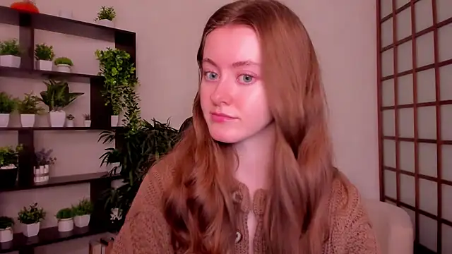 Snapshot of KateCuddle chatting on 15, 9, 2025 KateCuddle online show from 15, 9, 2025