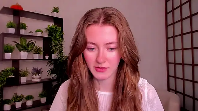 Snapshot of KateCuddle chatting on 3, 10, 2025 KateCuddle online show from 3, 10, 2025