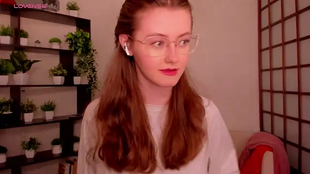 KateCuddle online show from 18, 5, 2026