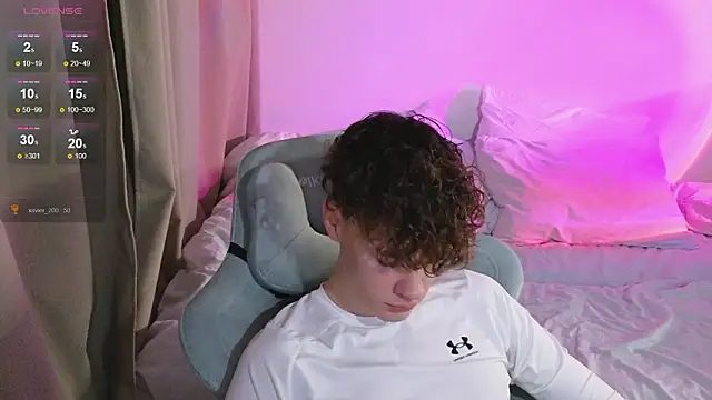 cute thomas online show from 18, 3, 2026