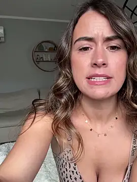 Wetbabygirlxo online show from 28, 10, 2025