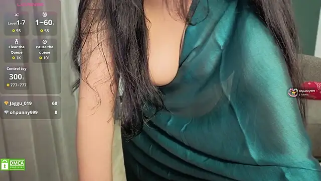 Snapshot of LushRitu chatting on 7, 5, 2026 LushRitu online show from 7, 5, 2026