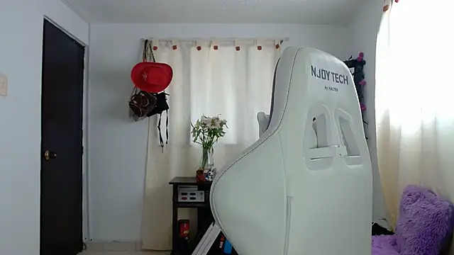 InocentHeaven1 online show from 9, 12, 2024