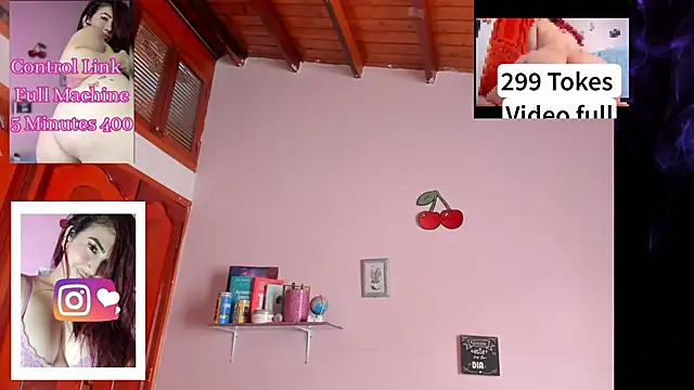 Snapshot of Nicole_x chatting on 7, 3, 2025 Nicole x online show from 7, 3, 2025